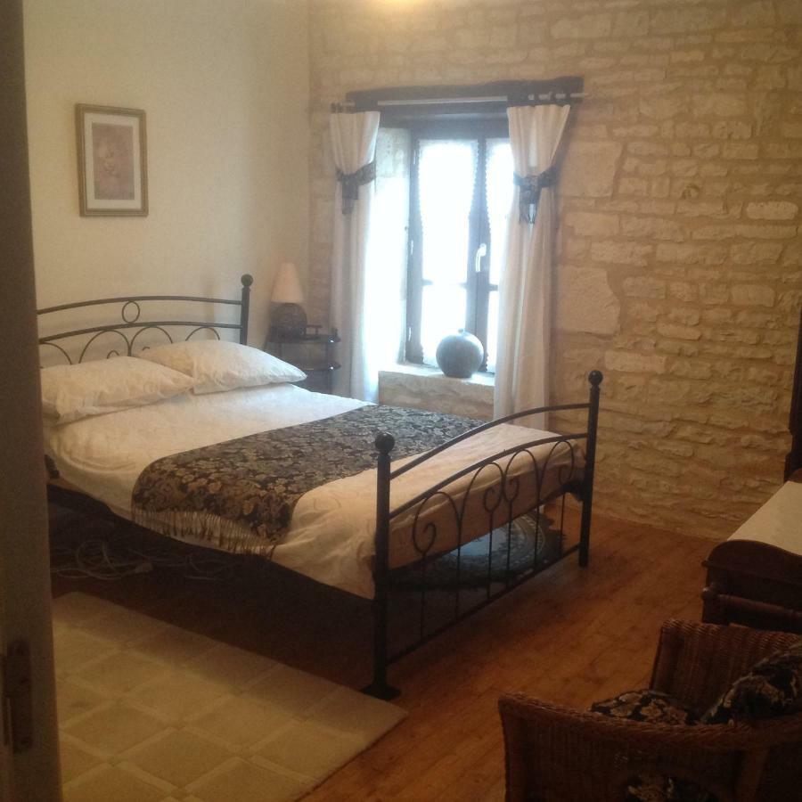 Le Grenier 1 Rue Verte Tusson 16140 France Luaran gambar