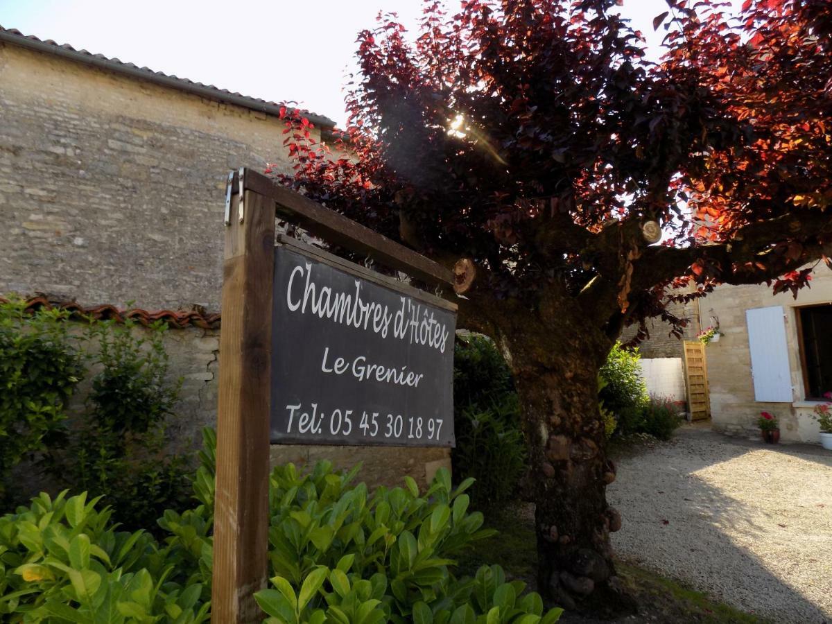 Le Grenier 1 Rue Verte Tusson 16140 France Luaran gambar